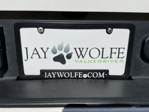 Used 2022 GMC Sierra 1500 AT4X image 23