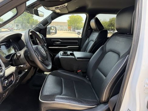 Used 2025 RAM 1500 Laramie AWD/4WD image 24