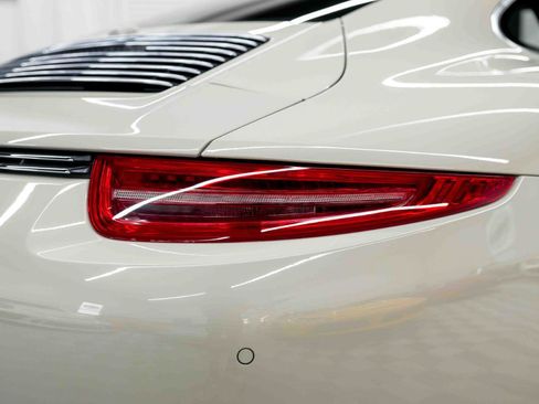 Used 2014 Porsche 911 Carrera S RWD image 25