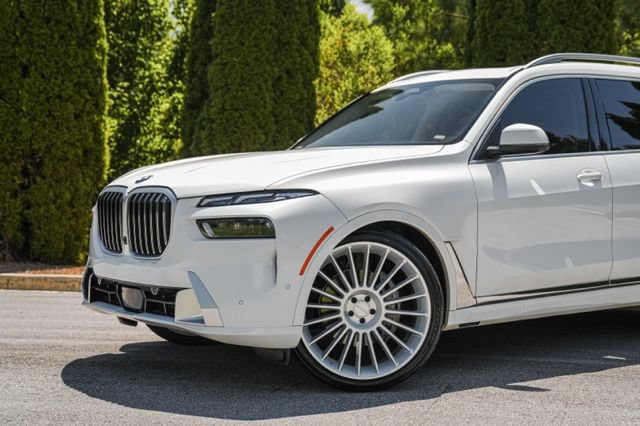 Used 2023 BMW X7 xDrive40i AWD/4WD image 3