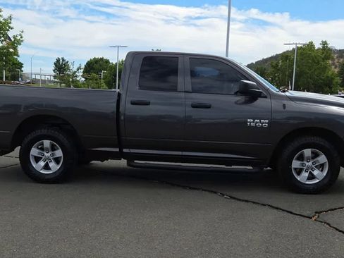 Used 2018 RAM 1500 Express RWD image 9