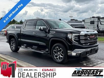 New 2026 GMC Sierra 1500 SLT w/ SLT Premium Package