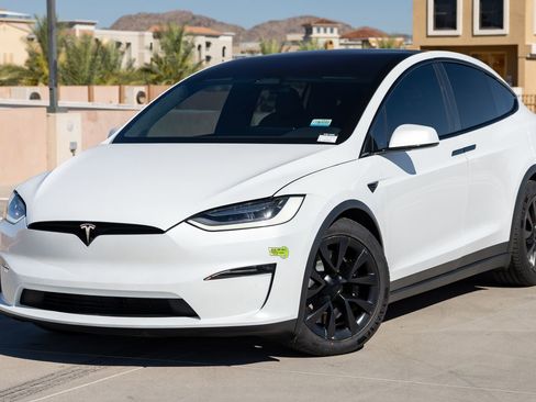 Used 2023 Tesla Model X AWD/4WD image 6