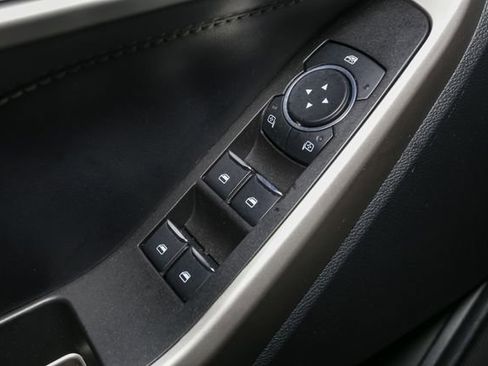 Used 2023 Ford Explorer XLT w/ Equipment Group 202A AWD/4WD image 35