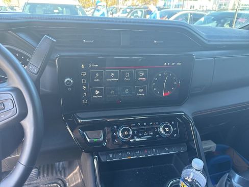 Used 2024 GMC Sierra 2500 AT4 w/ AT4 Premium Plus Package image 15