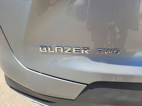 Used 2023 Chevrolet Blazer LT AWD/4WD image 10