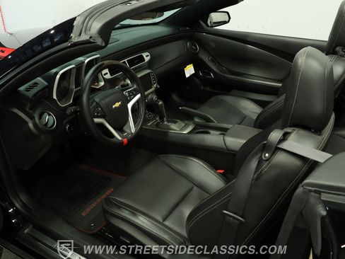 Used 2013 Chevrolet Camaro SS w/ RS Package RWD image 4