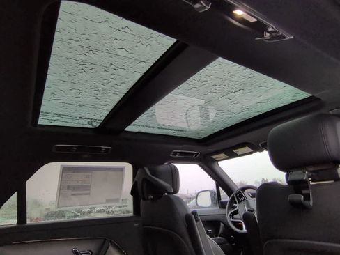 New 2026 Land Rover Range Rover Sport SE image 22