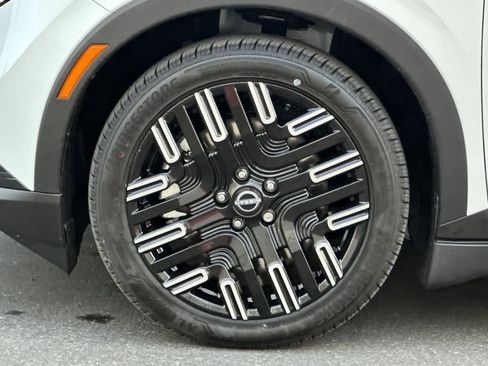 New 2026 Nissan Leaf Platinum+ image 33