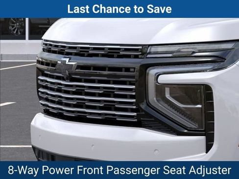 New 2025 Chevrolet Suburban High Country AWD/4WD image 15