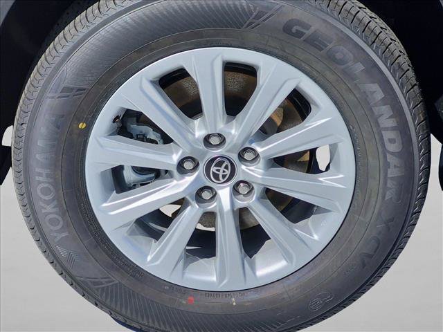 New 2026 Toyota Grand Highlander XLE FWD image 10