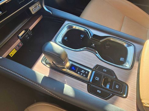 Used 2023 Lexus RX 350 Premium image 31