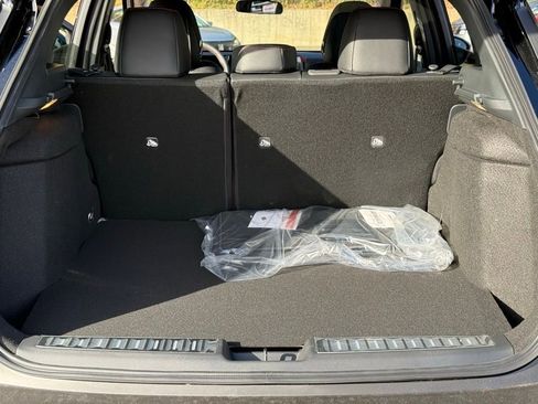 New 2026 Nissan Kicks SR w/ SR Premium Package image 17