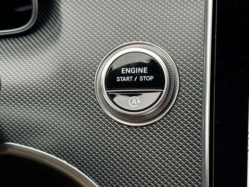 New 2025 Mercedes-Benz C 300 4MATIC Sedan image 25