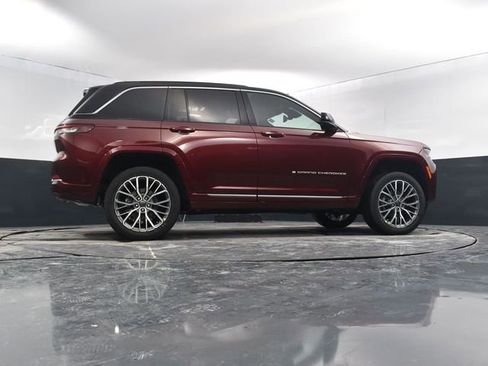 New 2026 Jeep Grand Cherokee Summit image 55