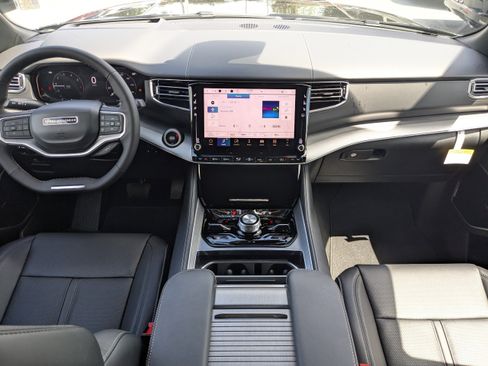 New 2026 Jeep Grand Wagoneer L Limited AWD/4WD image 14