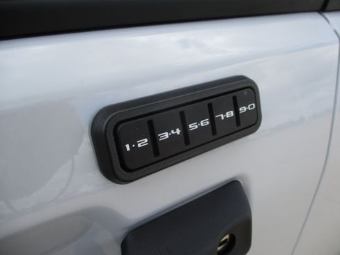 Used 2025 Ford Maverick XLT w/ Equipment Group 301A AWD/4WD image 13