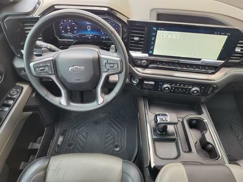 Used 2024 Chevrolet Silverado 1500 ZR2 w/ Technology Package AWD/4WD image 29