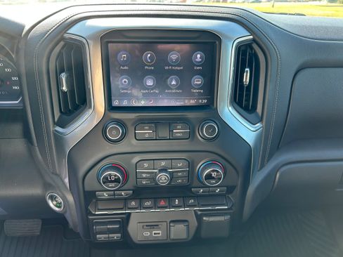 Used 2021 Chevrolet Silverado 1500 LT w/ Texas Edition Plus image 9