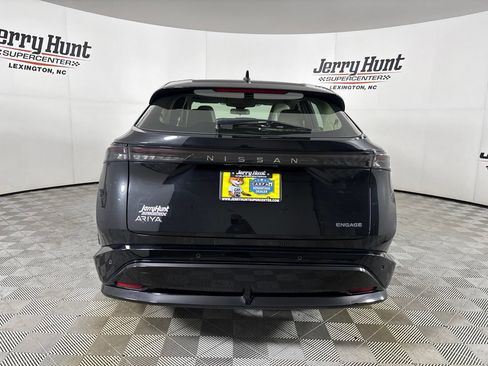 Used 2023 Nissan Ariya FWD image 5
