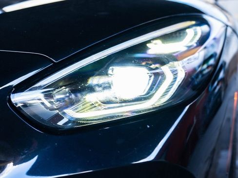 Used 2020 BMW Z4 M40i w/ Premium Package image 8