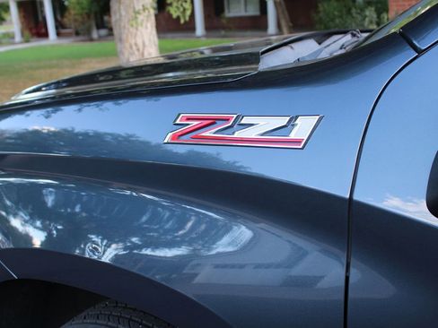 Used 2019 Chevrolet Silverado 1500 LT w/ All-Star Edition image 44