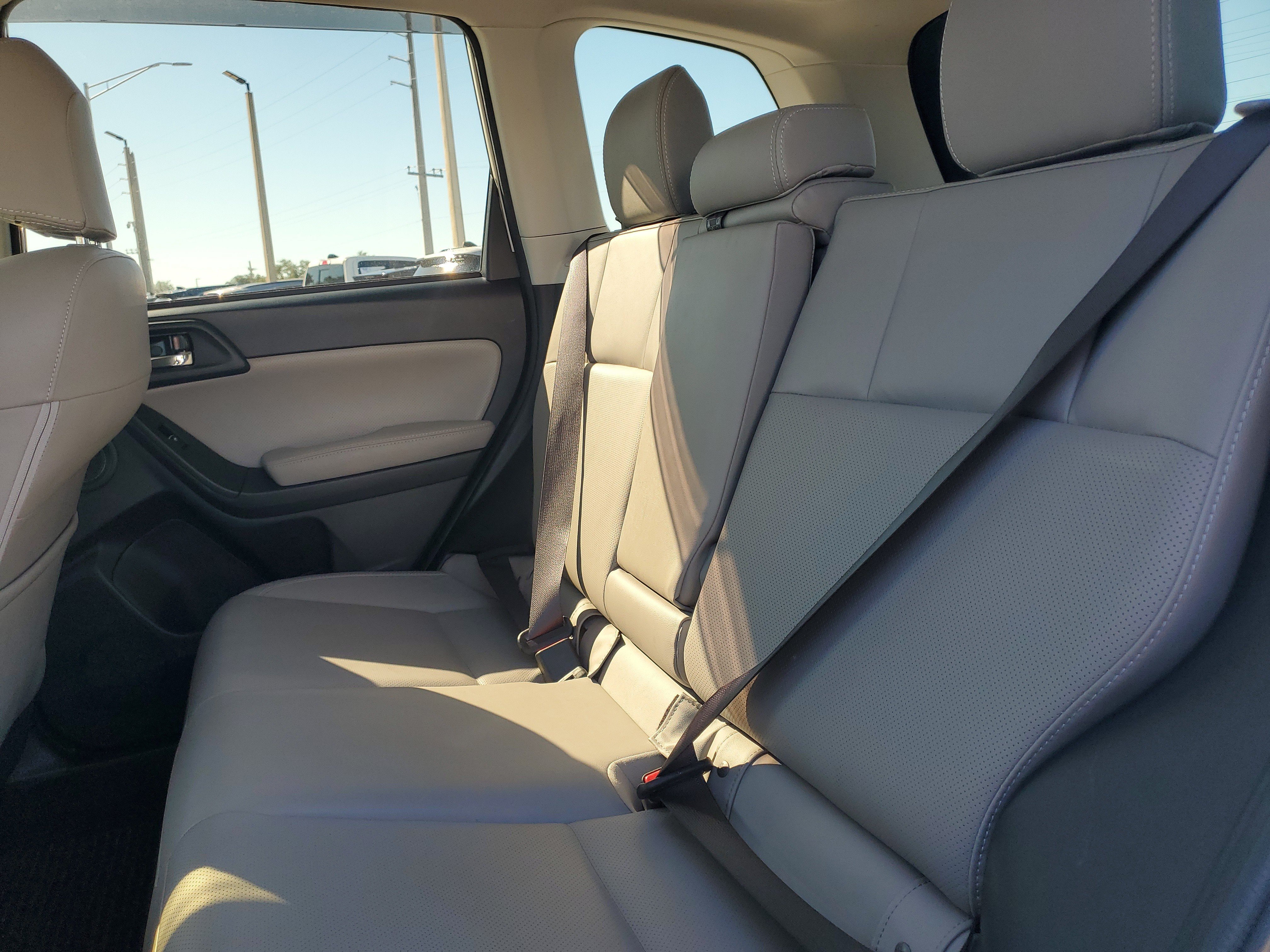 Used 2018 Subaru Forester 2.5i Limited AWD/4WD image 13