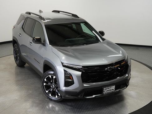 Used 2025 Chevrolet Equinox RS AWD/4WD image 45