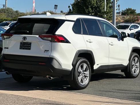 Used 2025 Toyota RAV4 XLE w/ Convenience Package AWD/4WD image 4