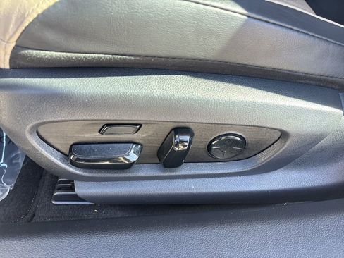 Used 2019 Lexus ES 350 Ultra Luxury image 14