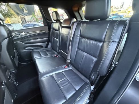 Used 2015 Jeep Grand Cherokee Limited image 21