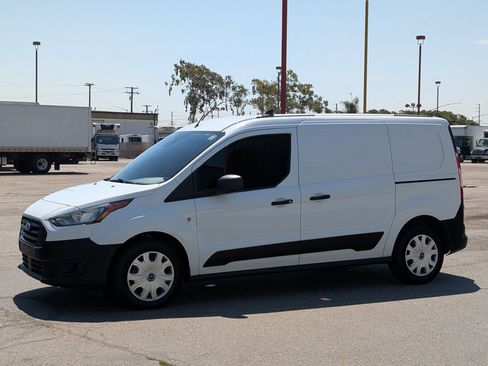 Used 2022 Ford Transit Connect XL image 2