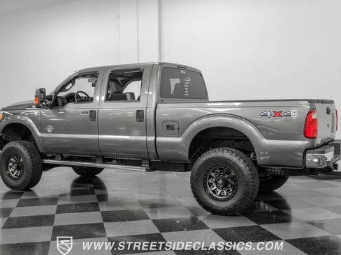 Used 2011 Ford F250 XLT w/ XLT Appearance Pkg image 8