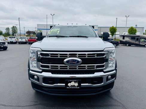 Used 2023 Ford F450 XLT w/ XLT Value Package AWD/4WD image 2