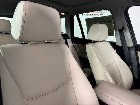 Used 2016 BMW X3 sDrive28i RWD image 39