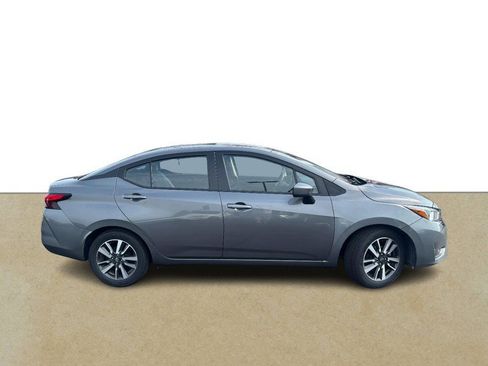 Used 2024 Nissan Versa SV FWD image 2