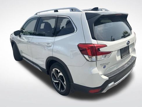 Used 2024 Subaru Forester Touring AWD/4WD image 17