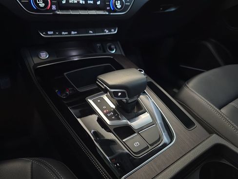 Certified 2023 Audi Q5 2.0T Premium Plus w/ Premium Plus Package AWD/4WD image 24