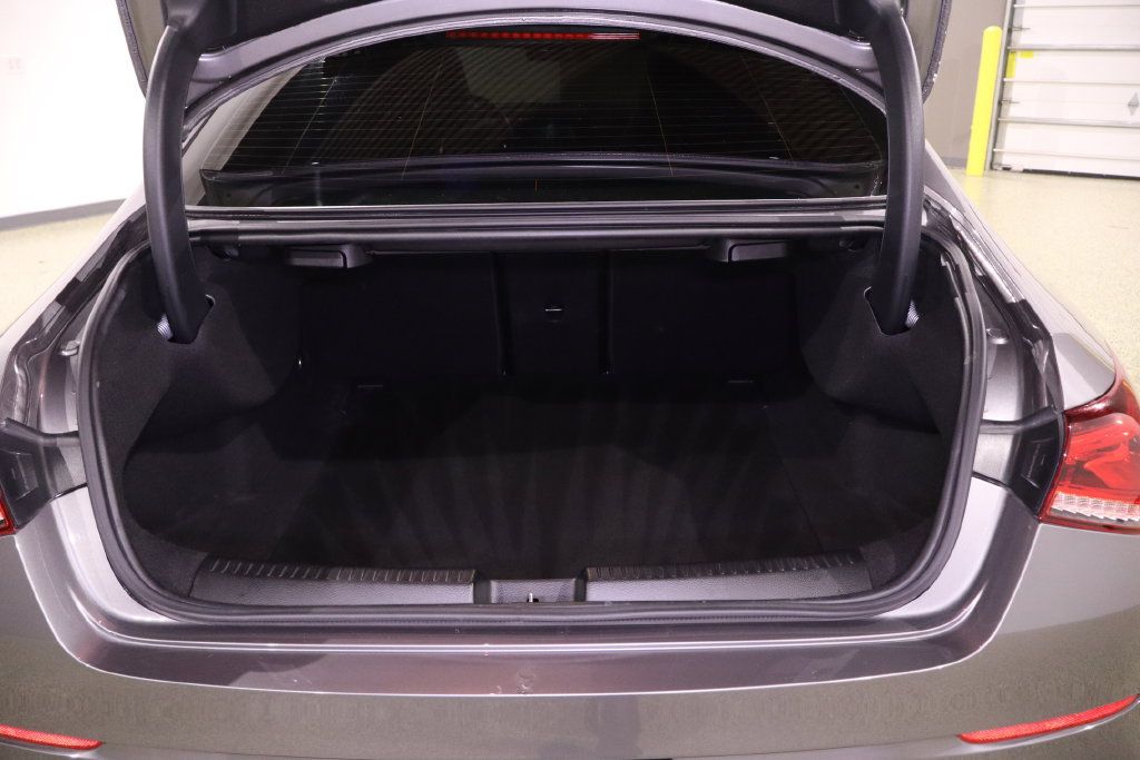 Used 2020 Mercedes-Benz CLA 250 image 34