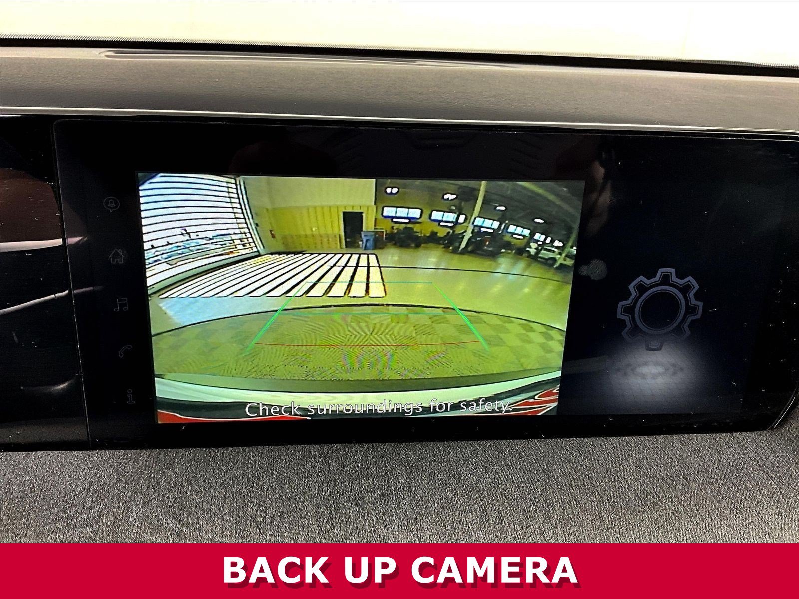 Used 2025 Nissan Kicks SV AWD/4WD image 13