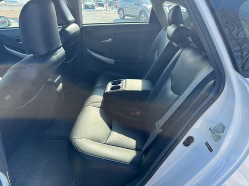 Used 2011 Toyota Prius Three image 10