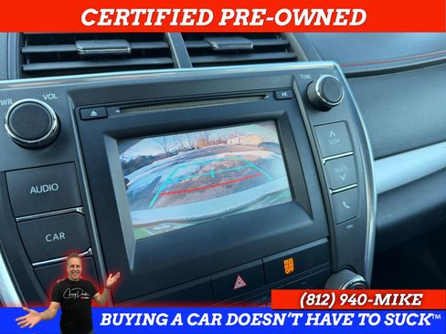 Used 2017 Toyota Camry SE image 29