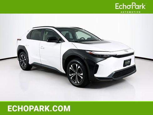 Used 2023 Toyota bZ4X XLE w/ Weather Package image 1