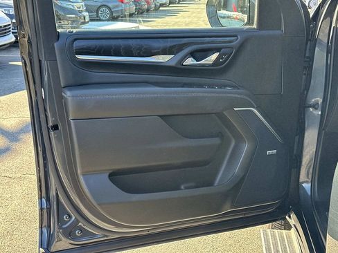 Used 2021 GMC Yukon Denali w/ Denali Ultimate Package image 22