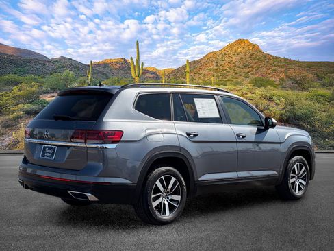 Used 2023 Volkswagen Atlas SE FWD image 4