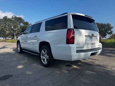 Used 2017 Chevrolet Suburban Premier image 4