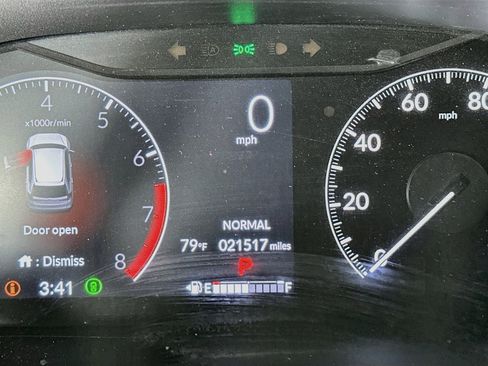 Used 2024 Honda CR-V LX image 19