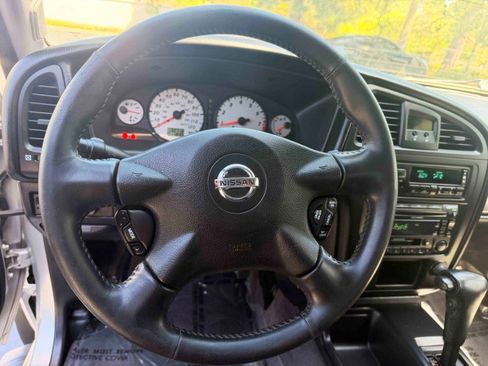 Used 2003 Nissan Pathfinder SE w/ SE Popular Pkg image 21