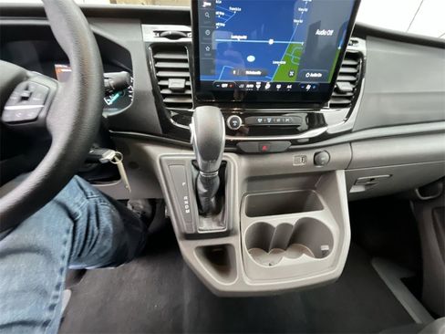 Used 2024 Ford Transit 350 XLT image 20