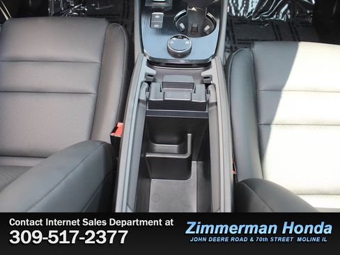 Used 2024 Nissan Rogue SV w/ SV Premium Package AWD/4WD image 19